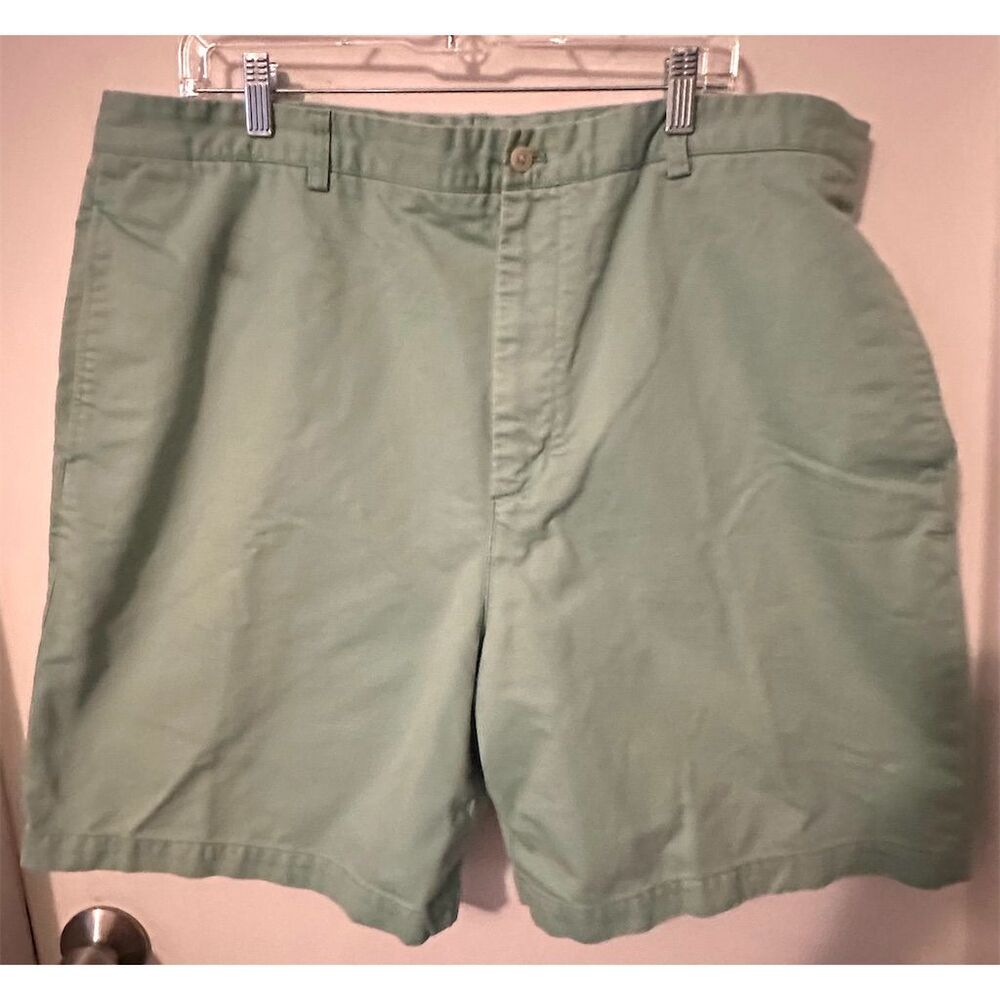 Vineyard Vines Men's Green Chino Shorts Size 40 Flat Front Casual